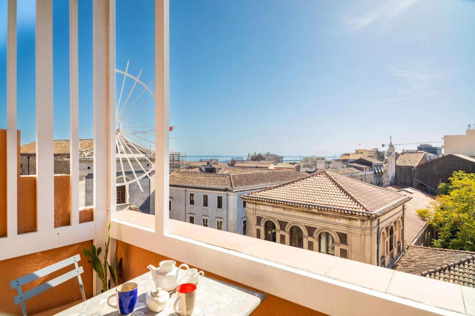 Апартаменты La Terrazza Sul Cielo Катания Экстерьер фото