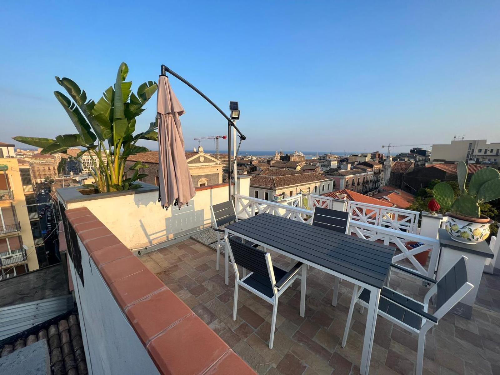 Апартаменты La Terrazza Sul Cielo Катания Экстерьер фото